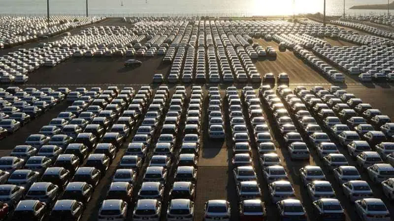Çin, otomobil ihracatında dünya liderliğini ele geçirdi