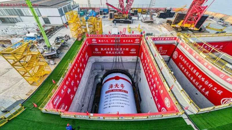 Çin denizin altına 9.95 kilometre uzunluğunda yol yapıyor