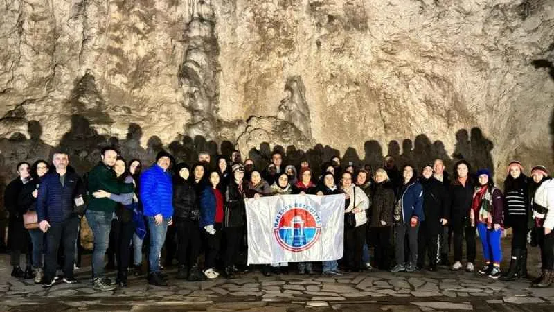Maltepeli doğa tutkunları Oylat Mağarasını gezdi