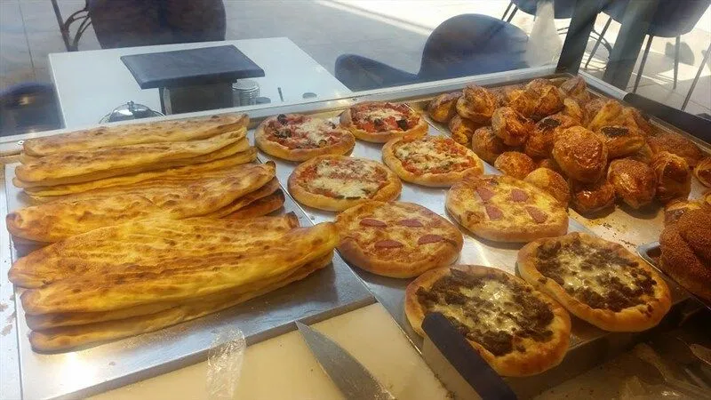 Meşhur Sarıyer Börekçisi’nde tek tırnaklı etine rastlandı