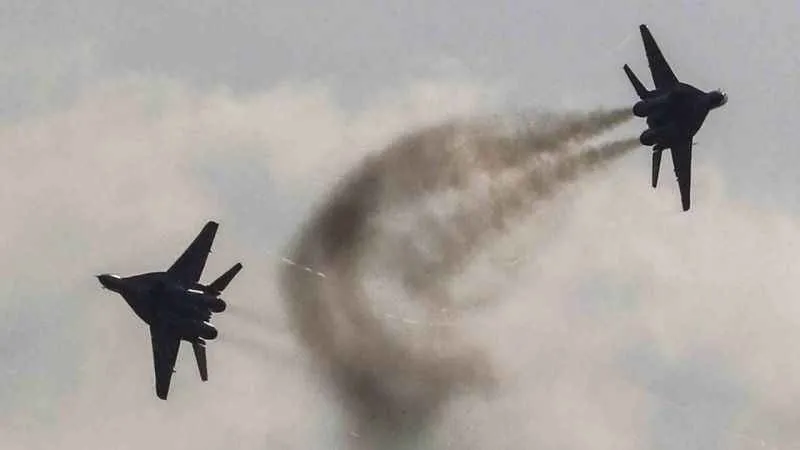 Polonya, MİG-29 tipi savaş uçaklarının bir kısmını Ukrayna’ya teslim etti