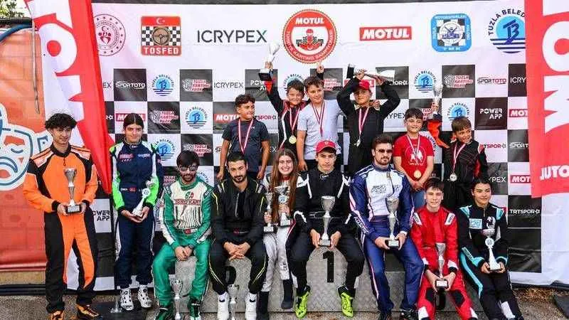 Tuzla'da çekişmeli yarış nefes kesti