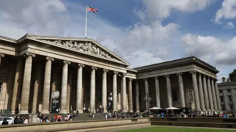 Londra'daki "British Museum"da bulunan bazı parçalar kayboldu