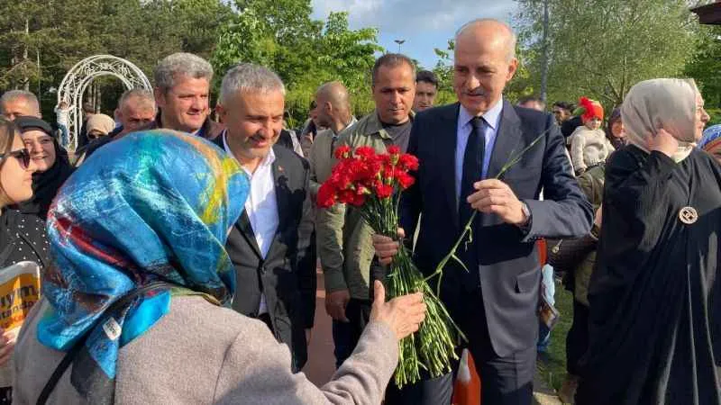 Numan Kurtulmuş: Türkiye’ye yeni bir anayasa boynumuzun borcudur