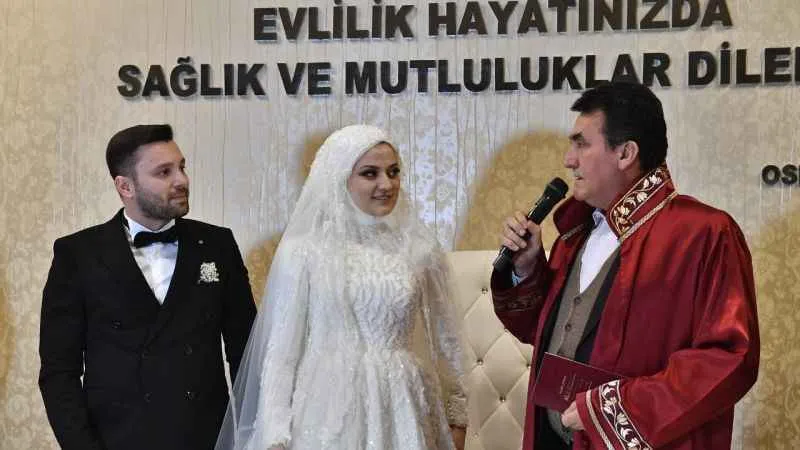 Osmangazi'de 1 yılda 6.800 çift dünya evine girdi