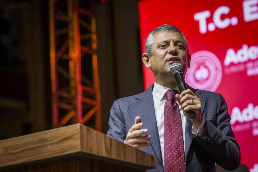 Özgür Özel: "Cumhur İttifakı'nın çatlaklarıyla da ben uğraşmayayım"