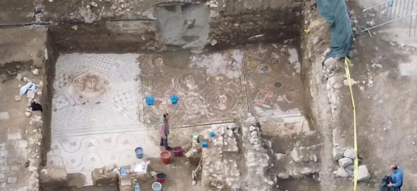 Papa'nın ziyareti öncesi İznik'te dev taban mozaiği keşfedildi