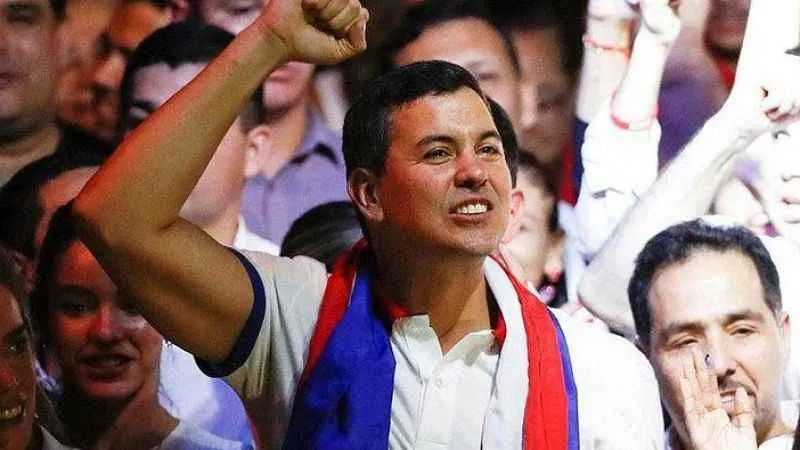 Paraguay’ın yeni başkanı: Santiago Pena