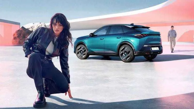 Peugeot'dan yepyeni E-3008 atağı