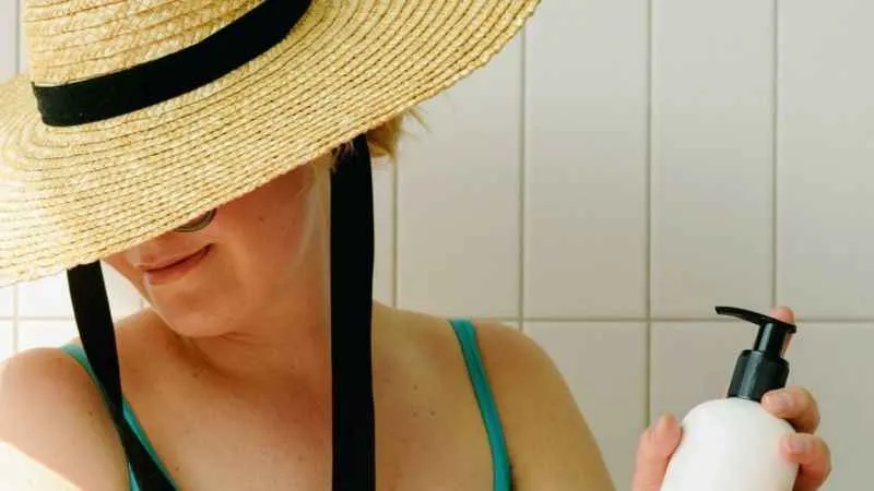 Güneşten korunun cildiniz yaşlanmasın