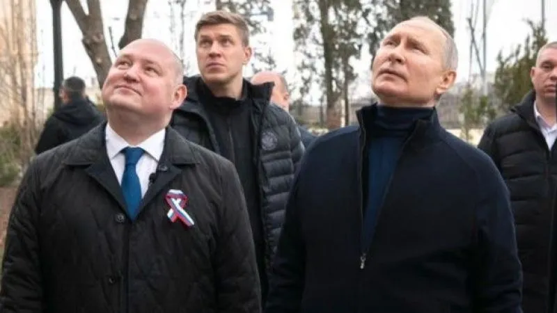 Putin’den Mariupol’e sürpriz ziyaret