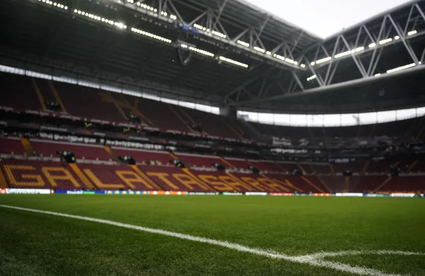 RAMS Park'ta 16. Galatasaray - Beşiktaş derbisi