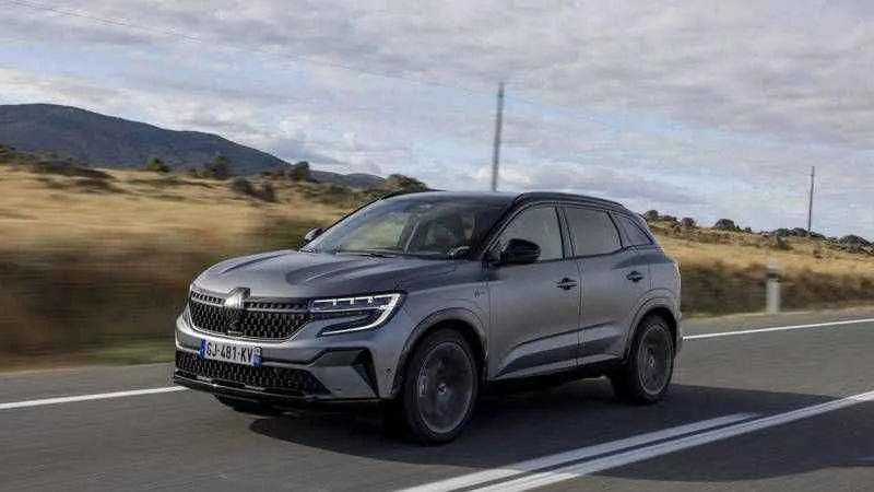 Renault'nun en gelişmiş hibrit teknolojisi Yeni Australe E-Tech full hybrid ile Türkiye'de