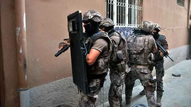 İstanbul’da DEAŞ ve El Kaide’ye operasyon: 9 gözaltı