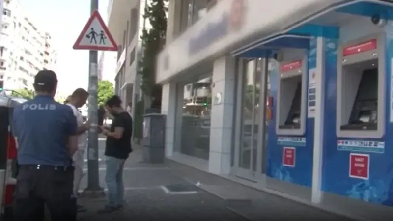 İzmir’de 300 milyonluk vurgunla ilgili bankada arama