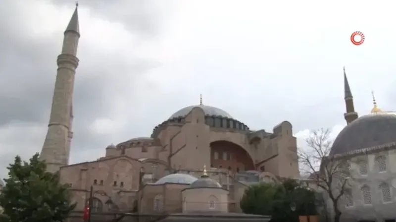 Ayasofya Camii’nin ibadete açılmasının 4. yıl dönümü