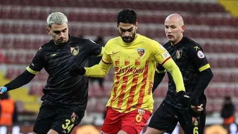 Kayserispor haftanın kapanış maçında İstanbulspor'a mağlup oldu