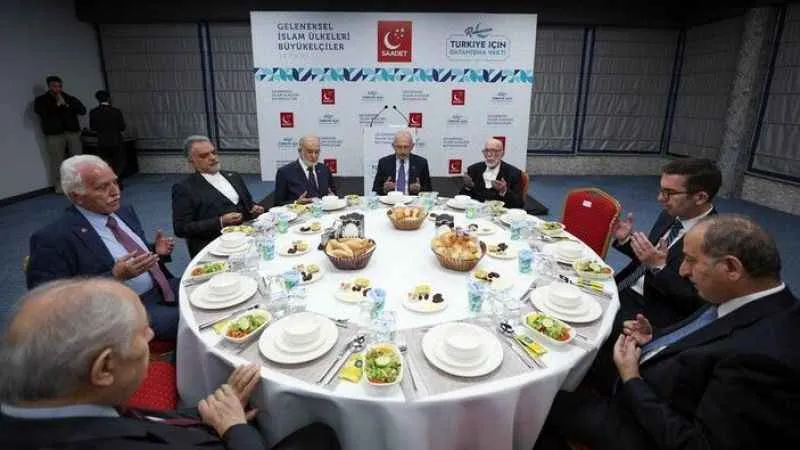 Seccadeye basarak değerlerimizi hiçe sayan Kılıçdaroğlu, ayetleri seçim propagandası yaptı