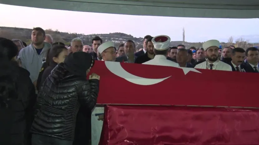 Şehit Astsubay Ramazan Yağız, Bursa'da son yolculuğuna uğurlandı