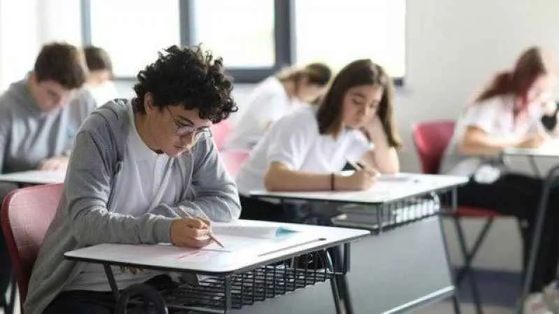 Sınıf geçme puanı, Türkçe dersi için 70, diğer dersler için 50'ye yükseltildi