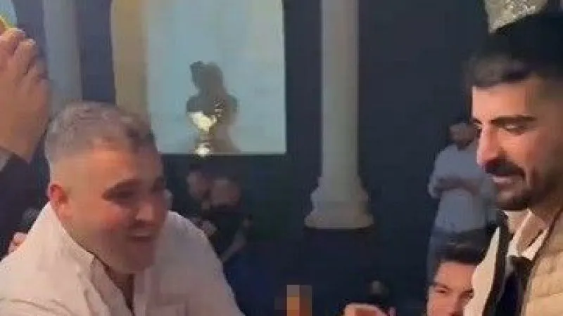 SMA’lı bebeğin babası gece kulübünde alem yaptı