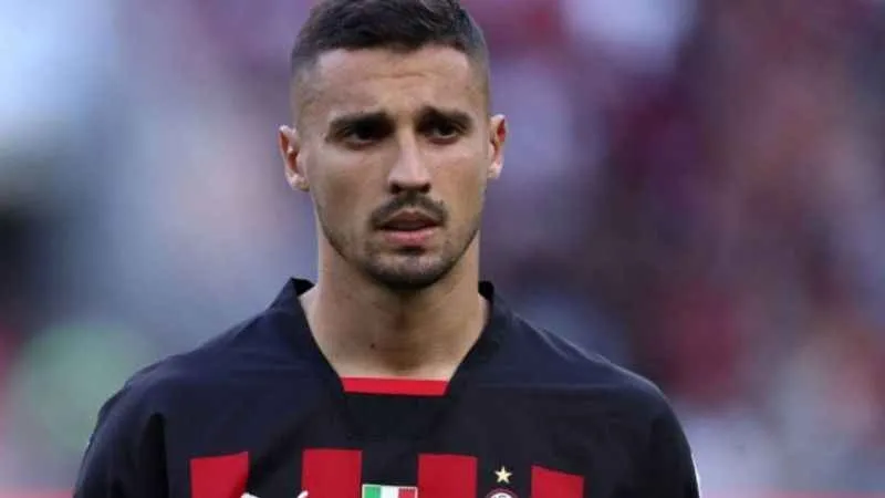 Fenerbahçe, Rade Krunic için Milan'la anlaşmaya vardı 