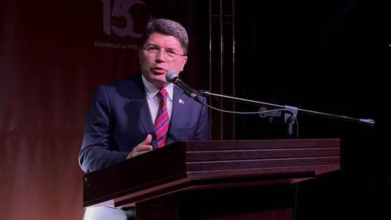Bakan Tunç: “Yeni bir anayasaya ihtiyacımız olduğu açık”