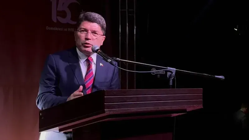 Adalet Bakanı Tunç: "Milletimizin tahammül sınırlarını aşan bu vandallık asla kabul edilemez"