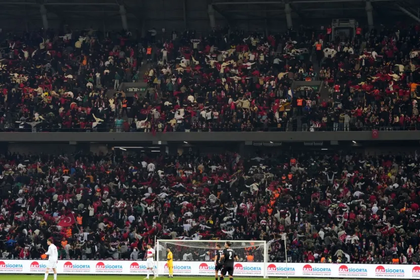 Türkiye - Gürcistan maçını 27 bin 974 seyirci takip etti