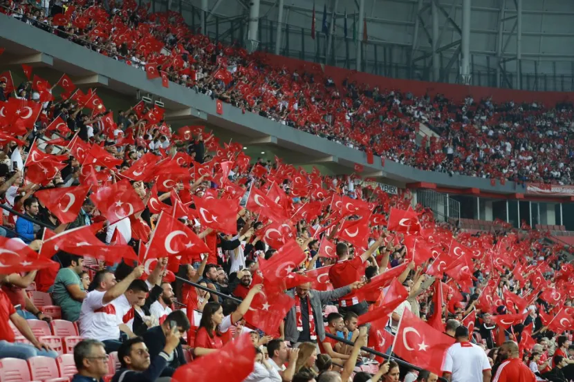 Türkiye - Gürcistan maçının tribün gelirleri Gazze'ye bağışlanacak