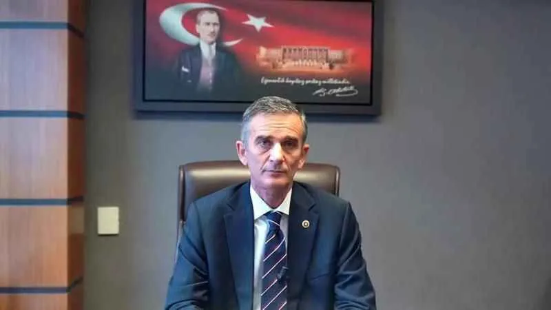 İYİ Partili Ümit Dikbayır partisinden ihraç edildi