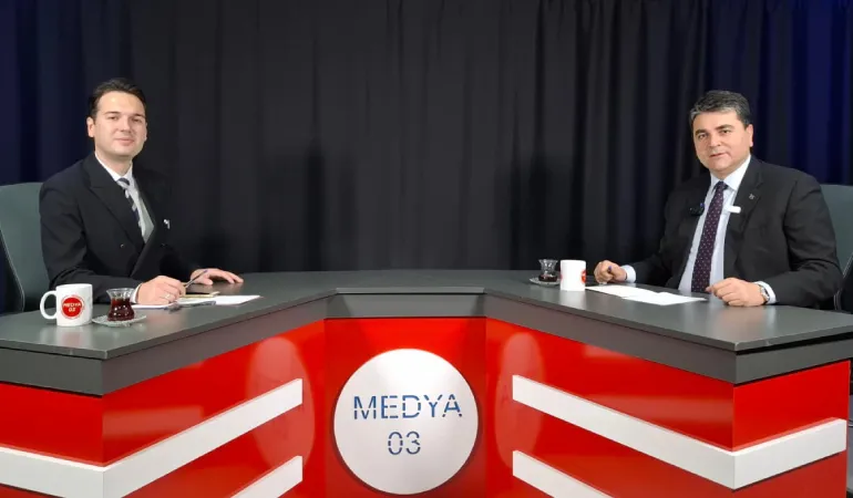 Uysal Beklenen Mesajı Verdi: “Ayrılıyoruz”