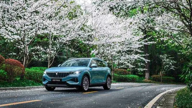 Çinli premium elektrikli otomobil markası Voyah, Türkiye’ye Free modeliyle giriş yaptı