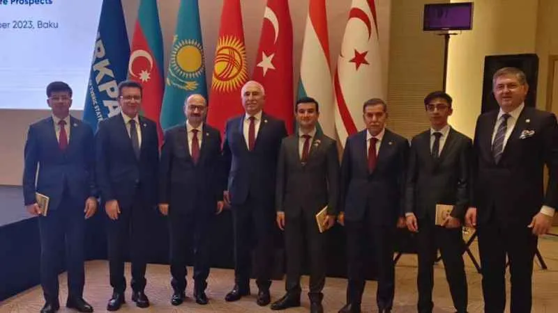 Ebedi Birlik Gençlik Kamu Birliği, Haydar Aliyev ve Parlamentarizm konferansına katıldı