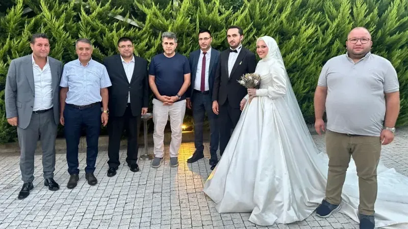 Esra ve Mesut çifti mutluluğa ilk adımlarını attı