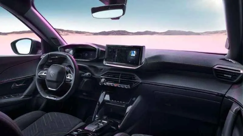 PEUGEOT 2008, tasarım, teknoloji ve elektrikliye geçiş açısından yeni bir adım daha atıyor