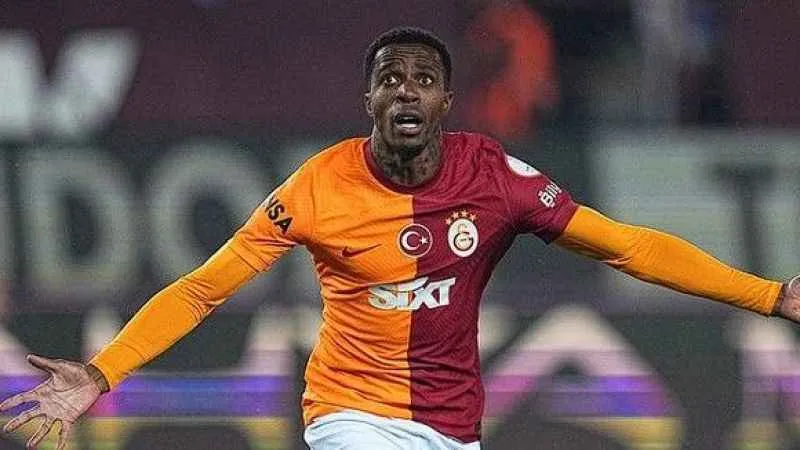 Maça damgasını vuran Wilfried Zaha gol sayısını 9'a çıkardı