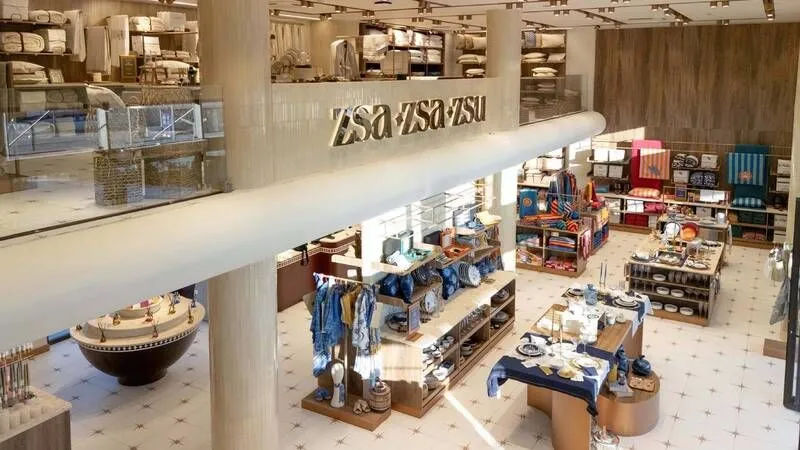 Zsa Zsa Zsu yeni mağazasını Çeşme’de açtı