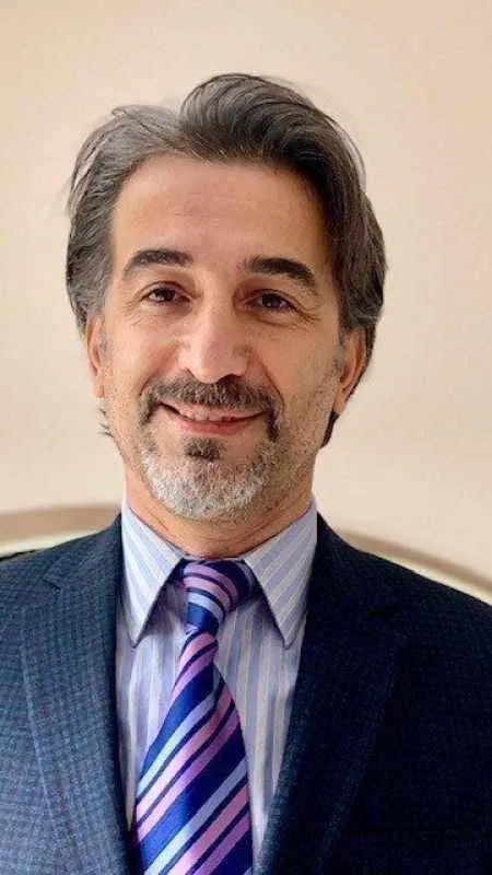 Ebeveynler yetişkin çocukları küçük görmemeli