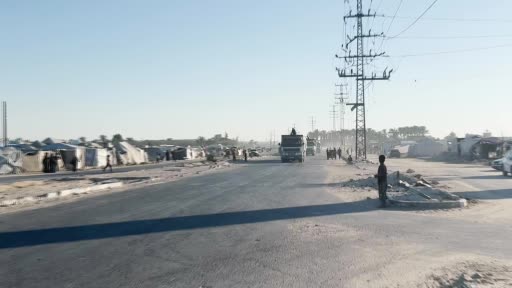 Yakıt ve insani yardım tırları Gazze'ye ulaşmaya başladı